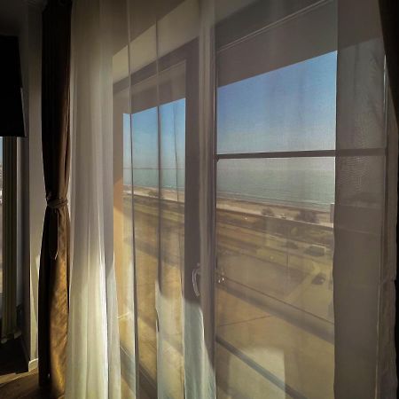 Black Sea Booking - Dubai Navodari Dış mekan fotoğraf
